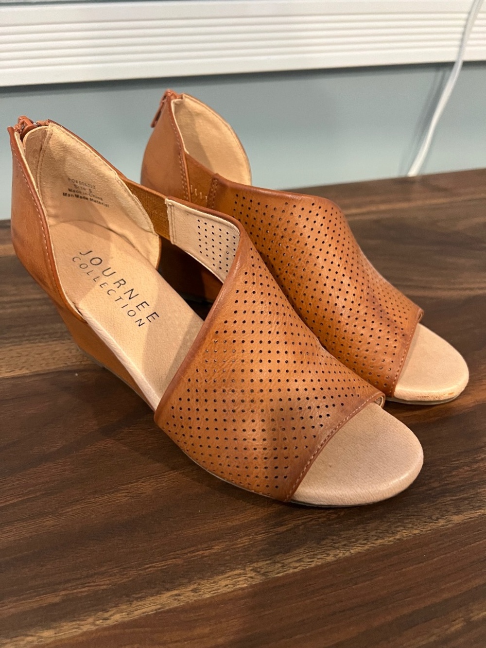 Journee Wedges